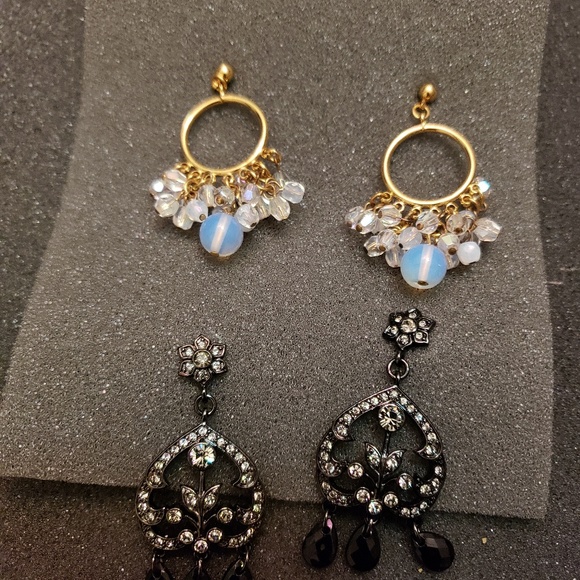 Joan Rivers Jewelry - Joan Rivers Classic Collection Earrings Lot of 2
